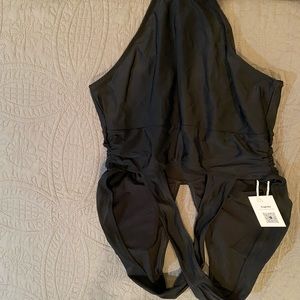 Cupshe black one piece